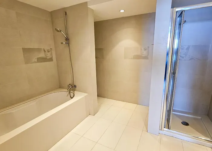 Beachfront Seaview Lux Penthouse Apartman *