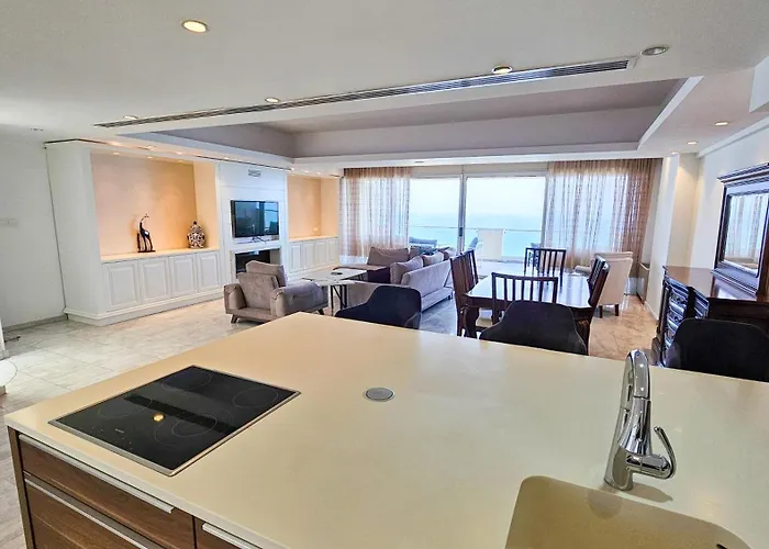 شقة Beachfront Seaview Lux Penthouse